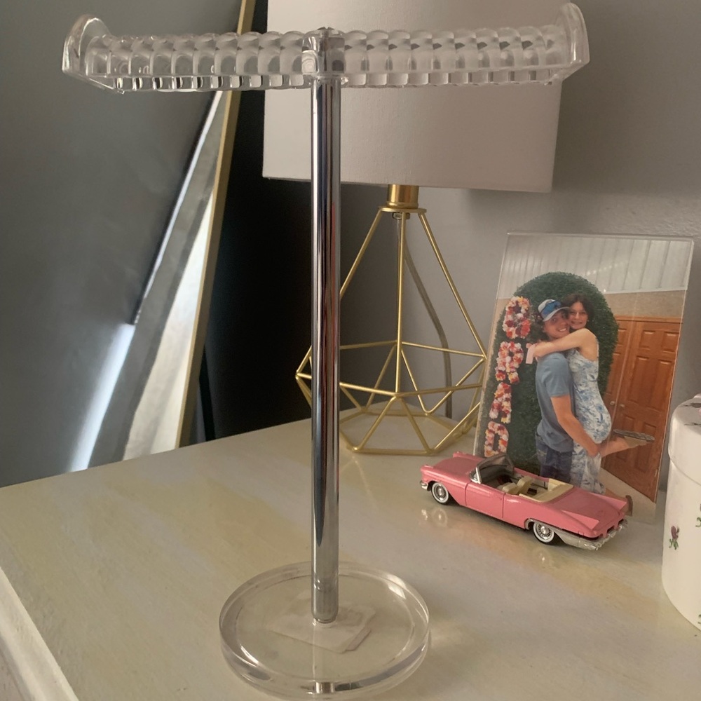 Necklace Holder!
